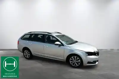 Утилизация автомобиля SKODA OCTAVIA COMBI (5E5) 1.6 TDI DPF года 2018 питание DDYA