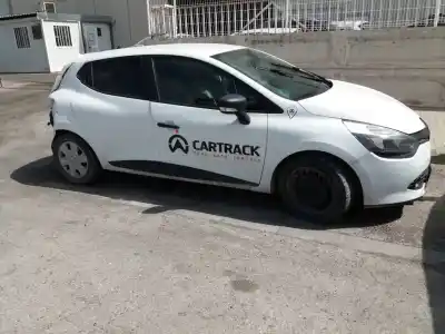 Vehículo de desguace renault clio iv 1.5 dci diesel fap del año 2016 con motor k9kc626