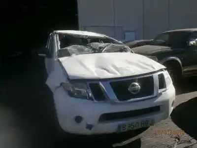 Vehículo de desguace NISSAN PATHFINDER (R51) 2.5 dCi SE del año 2011 con motor YD25