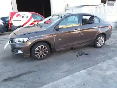 Veicolo di demolizione fiat tipo sedán (356_, 357_) 1.4 (356sxa1b) dell'anno 2017 alimentato 843a1000