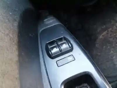 Veículo de Sucata fiat doblo ii cargo (263) 1.3 16v m-jet cat do ano 2017 alimentado 330a1000