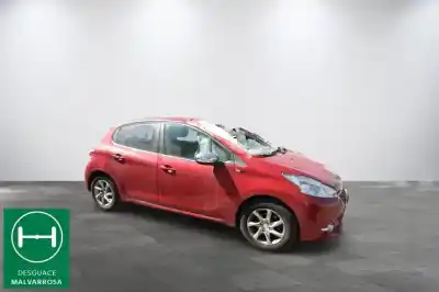 Vehículo de desguace peugeot 208 1.2 12v vti del año 2015 con motor hm01