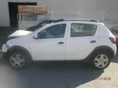 Veicolo di demolizione dacia sandero stepway dell'anno 2016 alimentato h4b408