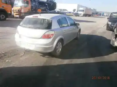 Scrapping Vehicle opel astra h sedán (a04) 1.7 cdti (l69) of the year 2004 powered 