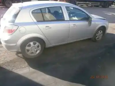 Scrapping Vehicle opel astra h sedán (a04) 1.7 cdti (l69) of the year 2004 powered 