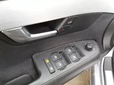 Здавання транспортного засобу audi a4 avant (8e) 2.0 tdi року 2005 потужний blb