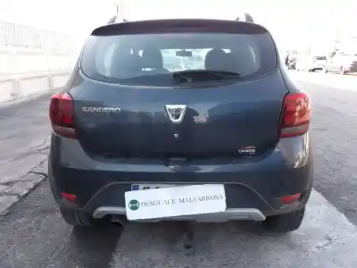 Veículo de Sucata dacia sandero stepway do ano 2017 alimentado h4b408