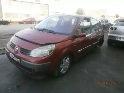 Veículo de Sucata RENAULT SCENIC III Grand Dynamique do ano 2006 alimentado F9Q804