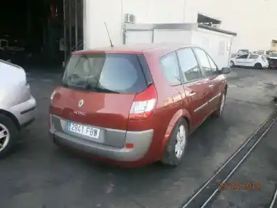 Veículo de Sucata renault scenic iii grand dynamique do ano 2006 alimentado f9q804