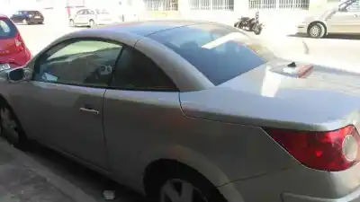 Здавання транспортного засобу renault megane ii coupé-cabriolet (em0/1_) 1.6 року 2005 потужний k4m760