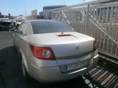 Здавання транспортного засобу renault megane ii coupé-cabriolet (em0/1_) 1.6 року 2005 потужний k4m760