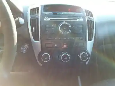 Scrapping Vehicle kia cee´´d 1.6 crdi cat of the year 2011 powered d4fb