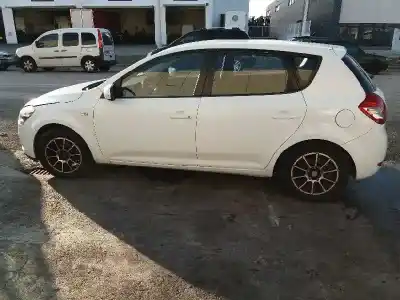 Scrapping Vehicle kia cee´´d 1.6 crdi cat of the year 2011 powered d4fb