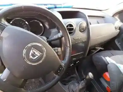 Sloopvoertuig dacia duster 1.5 dci diesel fap cat van het jaar 2015 aangedreven k9k666