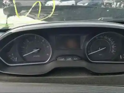 Veicolo di demolizione peugeot 2008 (--.2013->) style dell'anno 2017 alimentato bh02 bhy