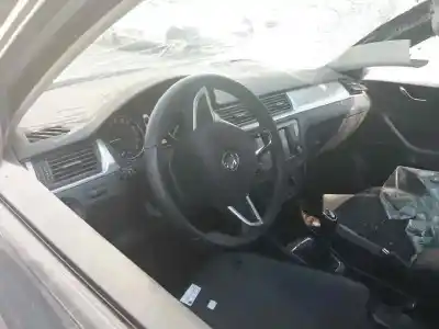 Veículo de Sucata skoda spaceback (5h) 1.6 tdi dpf do ano 2017 alimentado cxm Veículo de Sucata skoda spaceback (5h) 1.6 tdi dpf do ano 2017 alimentado cxm