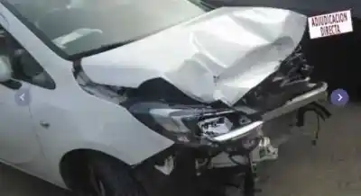 Vehicul casat opel corsa e selective al anului 2016 alimentat b14xer