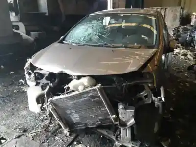 Veículo de Sucata renault clio iii (br0/1, cr0/1) 1.2 16v (br0p cr0p) do ano 2009 alimentado 