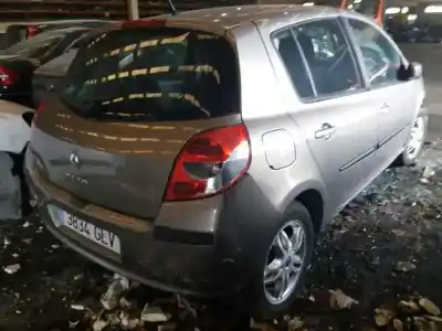 Veículo de Sucata renault clio iii (br0/1, cr0/1) 1.2 16v (br0p cr0p) do ano 2009 alimentado 