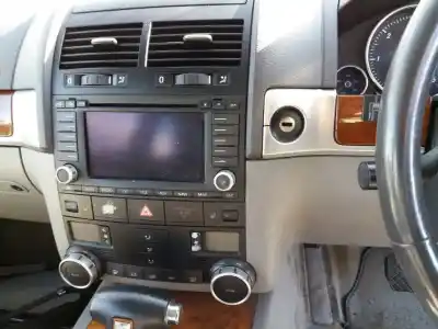 Здавання транспортного засобу volkswagen touareg (7la, 7l6, 7l7) 2.5 r5 tdi року 2004 потужний bac