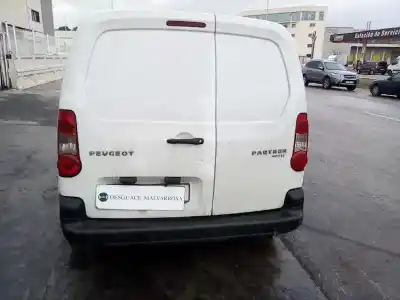 Véhicule à la ferraille peugeot partner tepee 1.6 hdi / bluehdi 75 de l'année 2010 alimenté 9ht