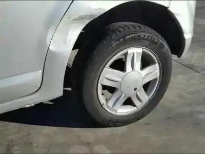 Sloopvoertuig dacia sandero 1.6 cat van het jaar 2009 aangedreven k7m710