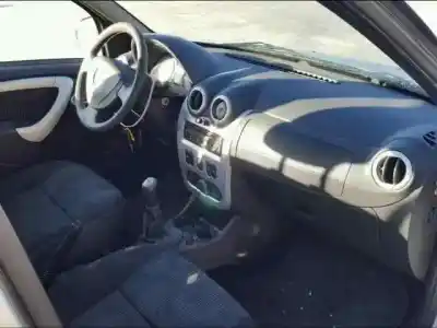 Sloopvoertuig dacia sandero 1.6 cat van het jaar 2009 aangedreven k7m710