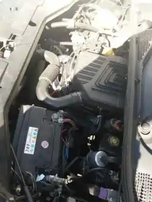 Здавання транспортного засобу dacia lodgy 1.6 cat (bivalent. gasolina / gpl) року 2015 потужний k7m828