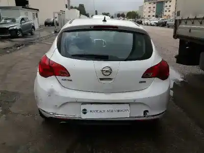 Scrapping Vehicle opel astra j (p10) 2.0 cdti (68) of the year 2015 powered a20dth