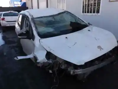 Veículo de Sucata peugeot 2008 (--.2013->) active do ano 2013 alimentado 9h06-9hp