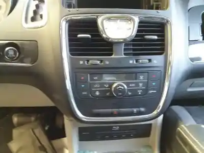 Здавання транспортного засобу lancia voyager (404) 2.8 16v jtdm cat року 2015 потужний 