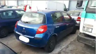 Veículo de Sucata renault clio iii style do ano 2009 alimentado d4fd740