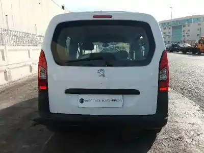 Veículo de Sucata peugeot partner kombi 1.6 16v hdi fap do ano 2017 alimentado 9hp