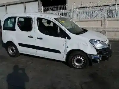 Veículo de Sucata peugeot partner kombi 1.6 16v hdi fap do ano 2017 alimentado 9hp