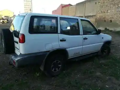 Veículo de Sucata nissan terrano ii (r20) 2.7 td 4wd do ano 1995 alimentado td27c