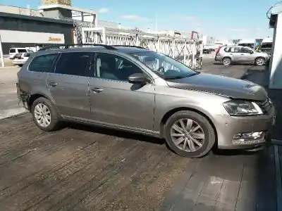 Veículo de Sucata volkswagen passat alltrack b7 (365) 2.0 tdi do ano 2014 alimentado cffb