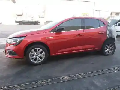 Vehicul casat renault megane iv berlina 5p 1.3 tce al anului 2019 alimentat 