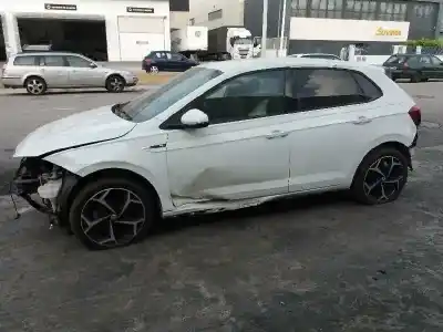 Veicolo di demolizione VOLKSWAGEN                                         POLO                                                                                                                                                                                                                                                       Sport                                                                                                                                                                                                                                                      dell'anno 2018 alimentato CHZ
