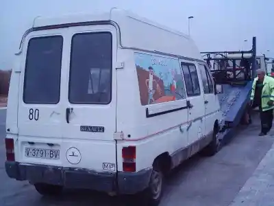 Sloopvoertuig renault                                            trafic                                                                                                                                                                                                                                                     t 1300                                                                                                                                                                                                                                                     van het jaar 1986 aangedreven 852