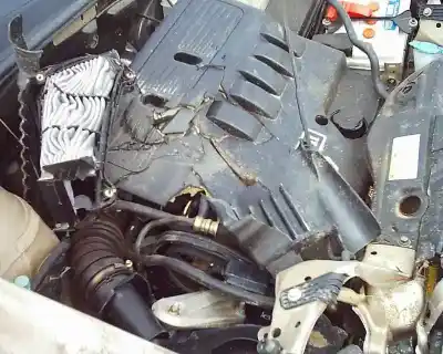 Veículo de Sucata daewoo lacetti sx do ano 2004 alimentado f16d3g