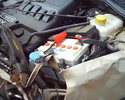 Veículo de Sucata daewoo lacetti sx do ano 2004 alimentado f16d3g