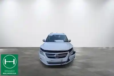 Veículo de Sucata volkswagen tiguan (5n2) 2.0 tdi do ano 2011 alimentado cffb