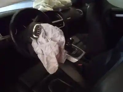 Veículo de Sucata audi a5 coupe (8t) 2.0 16v tfsi do ano 2009 alimentado cdnb