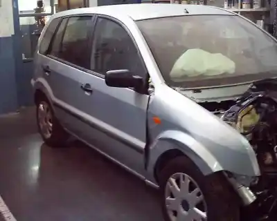 Veículo de Sucata ford fusion (cbk) newport do ano 2003 alimentado f6ja