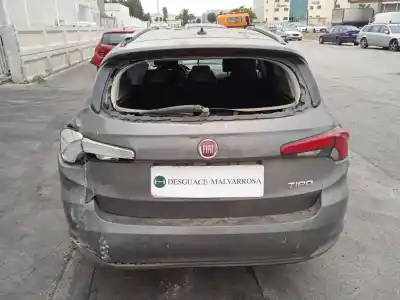 Sloopvoertuig fiat tipo ii (357) fam 1.6 jtdm 16v van het jaar 2016 aangedreven 