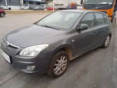 Scrapping Vehicle hyundai i30 (fd) 1.6 crdi of the year 2008 powered d4fb