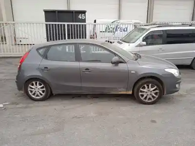 Scrapping Vehicle hyundai i30 (fd) 1.6 crdi of the year 2008 powered d4fb