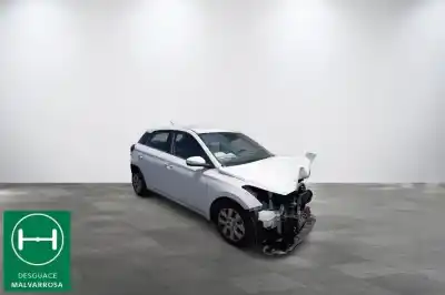 Vehículo de desguace HYUNDAI I20 II (GB, IB) 1.2 del año 2017 con motor G4LA