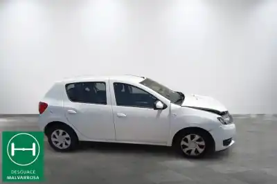 Sloopvoertuig dacia sandero 1.5 dci diesel fap cat van het jaar 2014 aangedreven k9k612