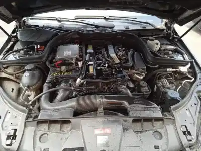 Здавання транспортного засобу mercedes-benz clase clk (w207) coupe 2.1 cdi cat року 2010 потужний om651911